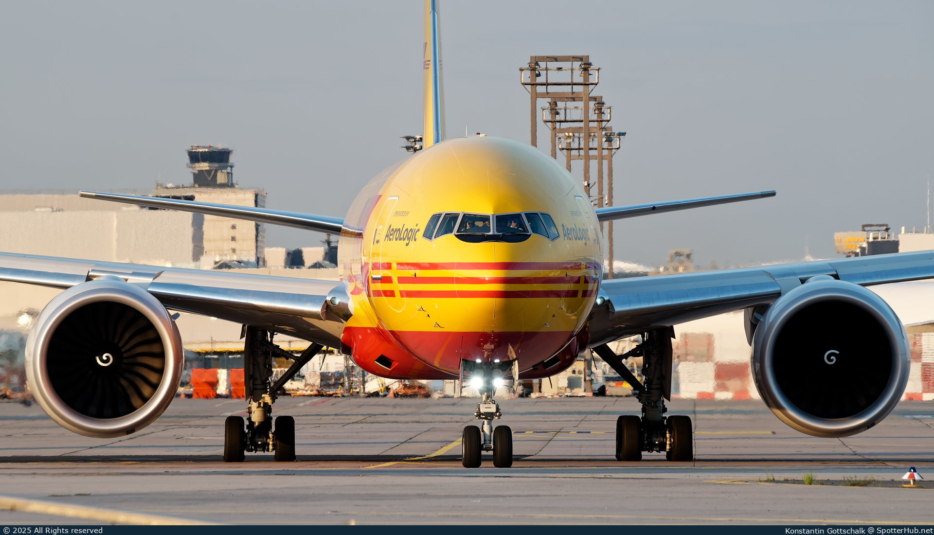 Photo of D-AALX - Boeing 777-F operated by AeroLogic