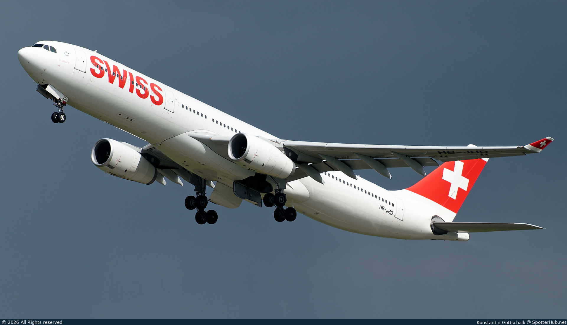 Photo of HB-JHD - Airbus A330-343 operated by Swiss International Air Lines