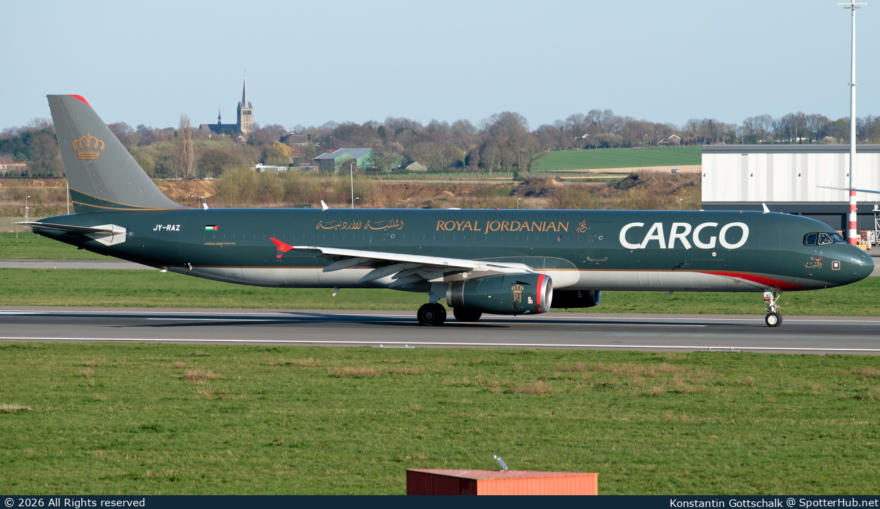 Photo of JY-RAZ - Airbus A321-231(P2F) operated by Royal Jordanian Cargo