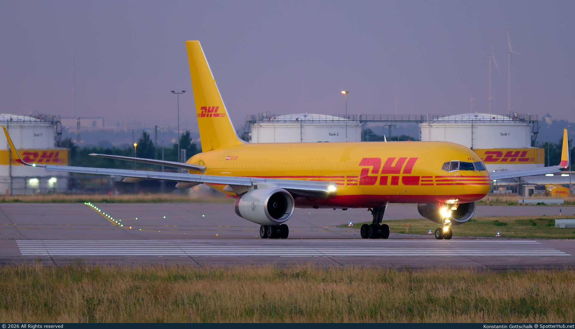 Photo of OE-LNX - Boeing 757-223(PCF) operated by DHL Air Austria