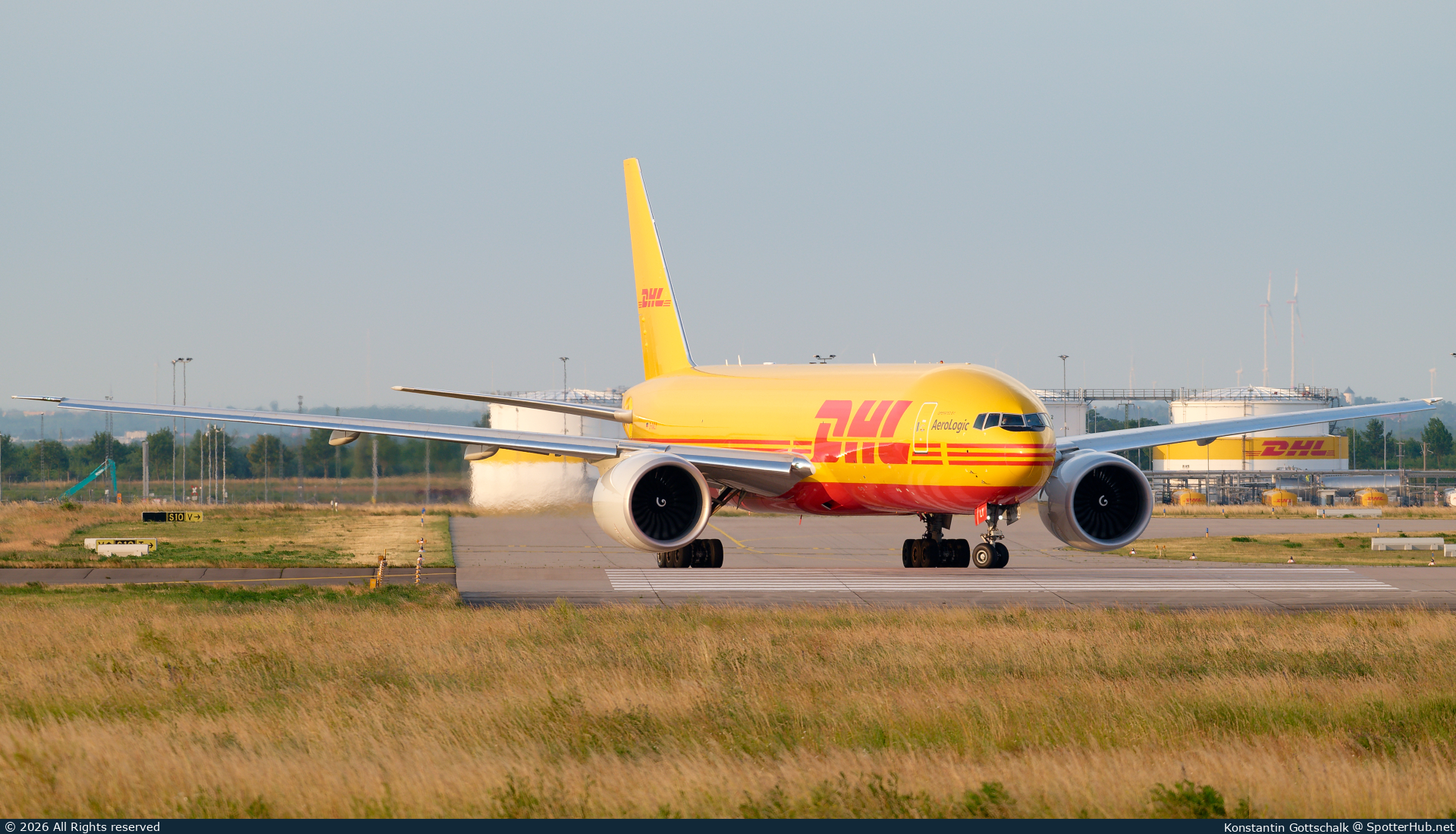 Photo of D-AALY - Boeing 777-F operated by AeroLogic