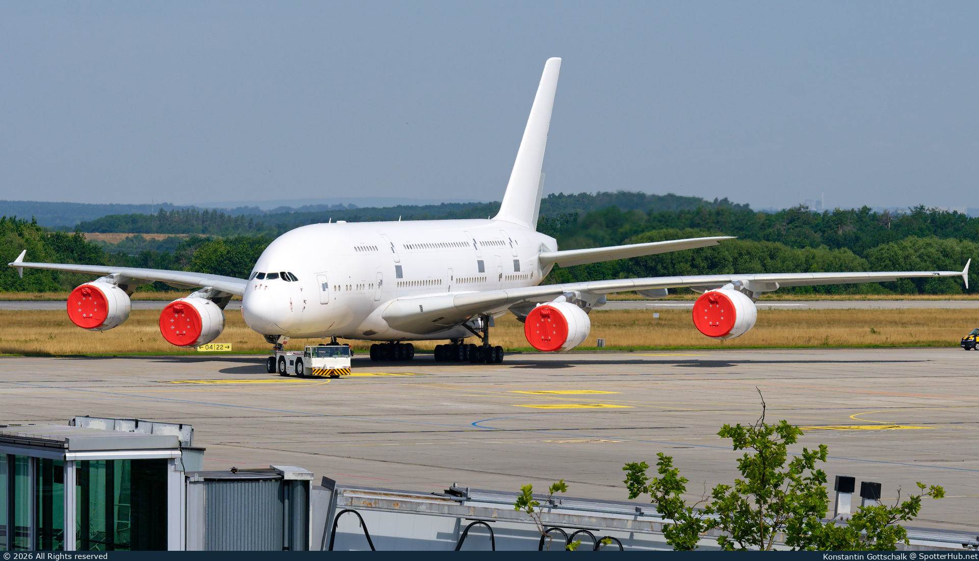 Photo of 9H-MIP - Airbus A380-841 operated by Hi Fly Malta