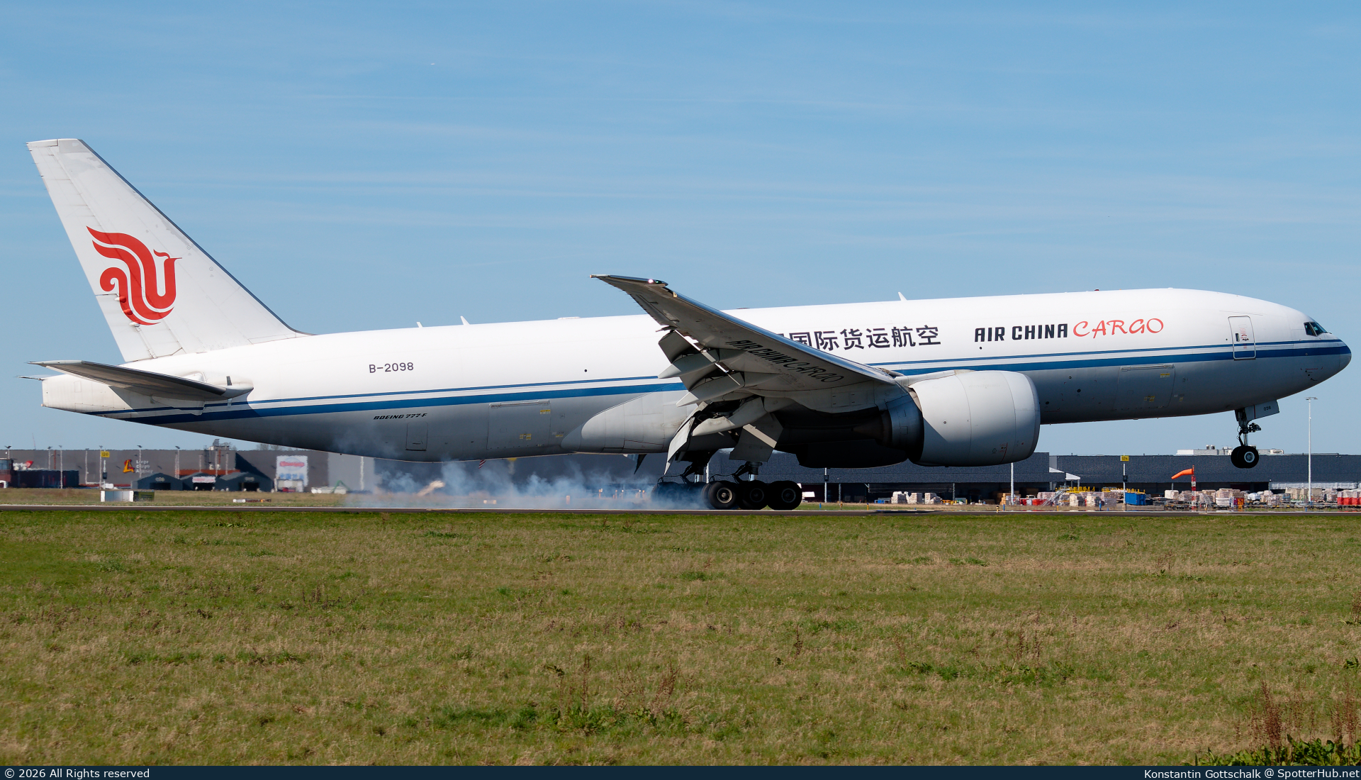 Photo of B-2098 - Boeing 777-FFT operated by Air China Cargo