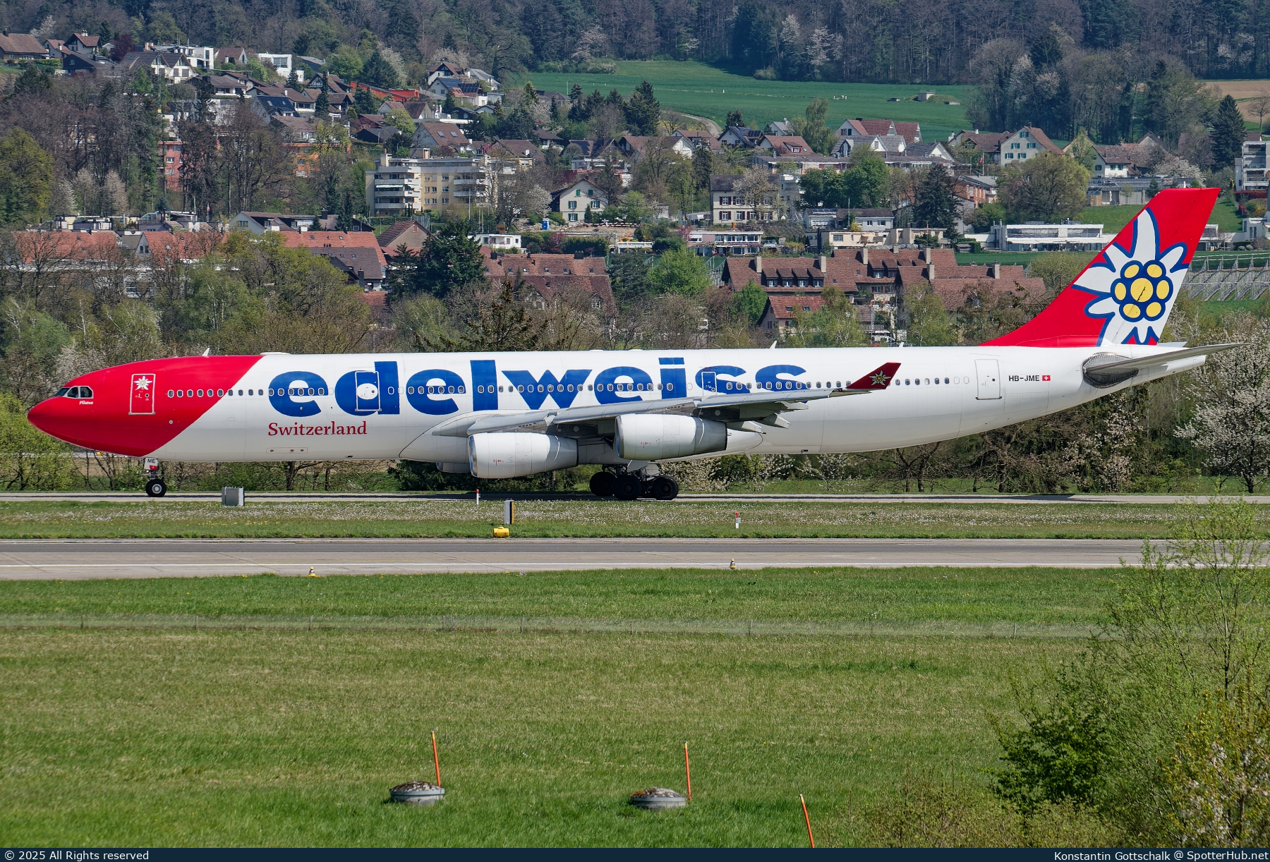 Photo of HB-JME - Airbus A340-313 operated by Edelweiss Air