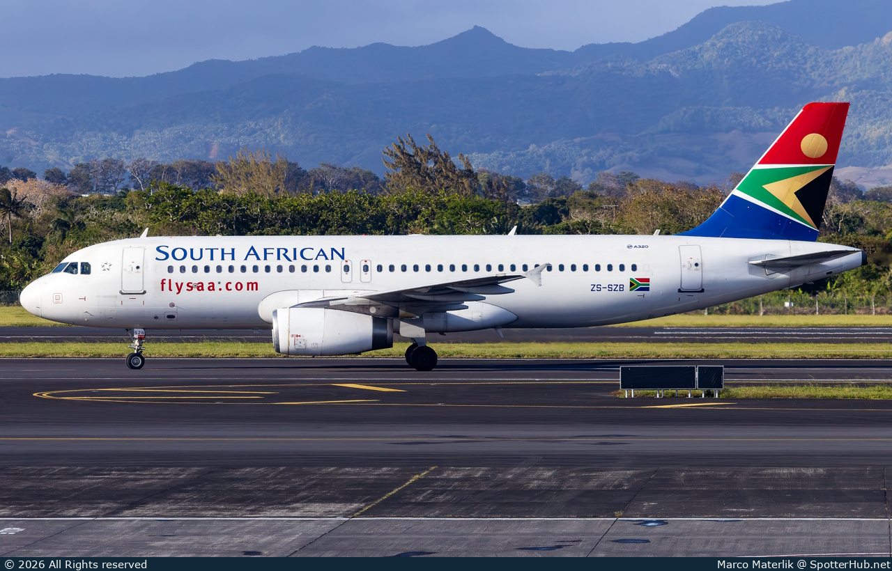 Photo of ZS-SZB - Airbus A320-232 operated by South African Airways