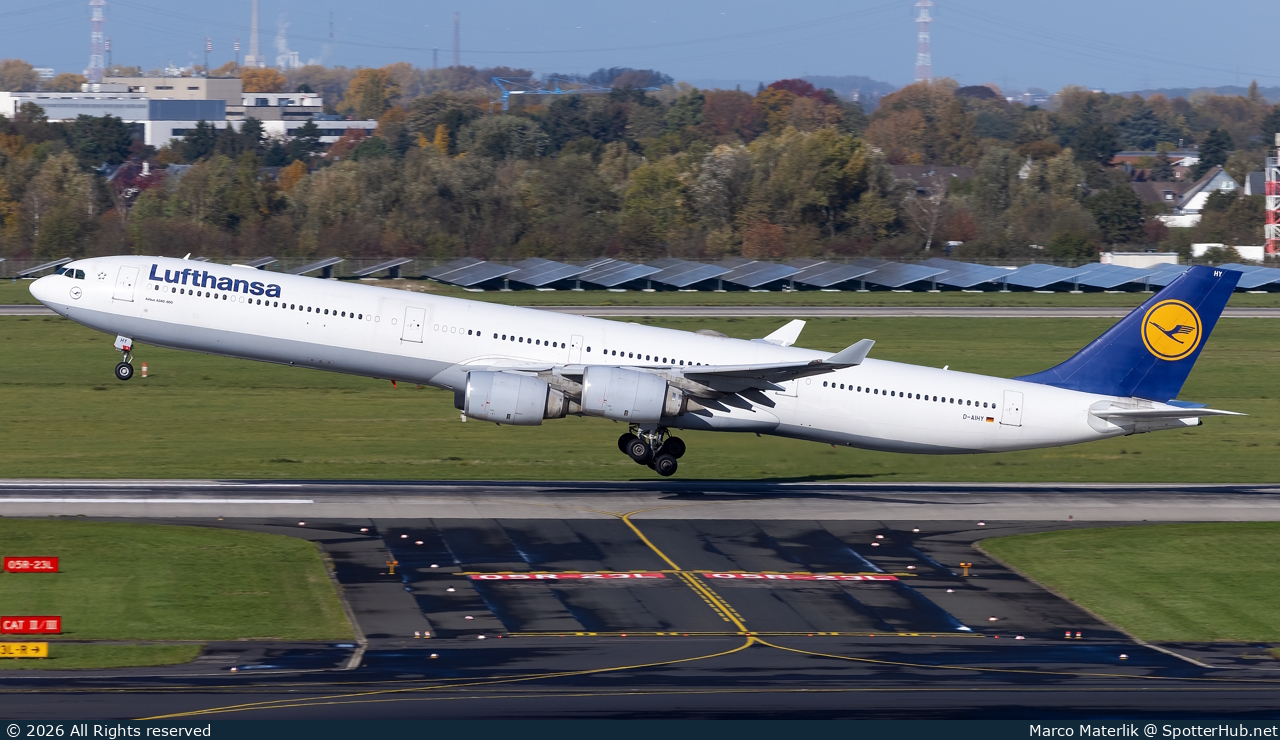 Photo of D-AIHY - Airbus A340-642 operated by Lufthansa