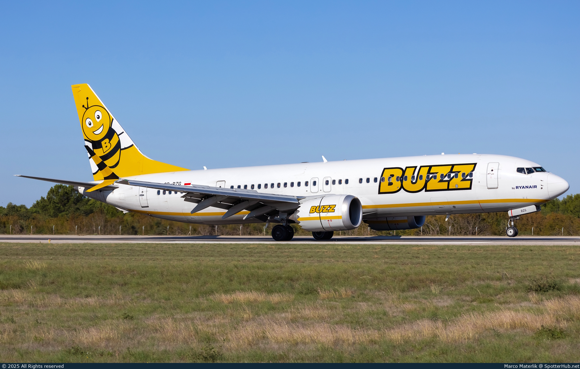 Photo of SP-RZG - Boeing 737 MAX 8-200 operated by Buzz