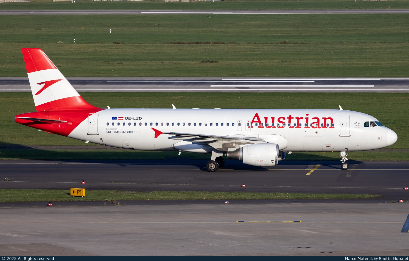 Photo of OE-LZD - Airbus A320-214 operated by Austrian Airlines
