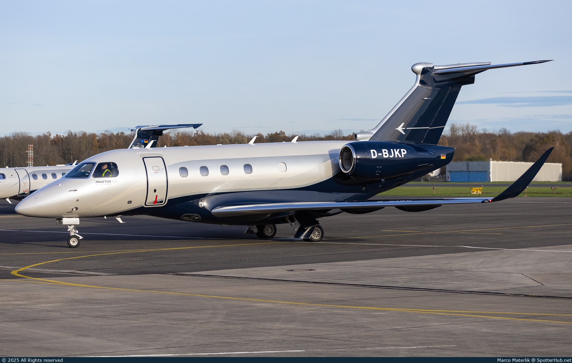 Photo of D-BJKP - Embraer Praetor 500 operated by Private