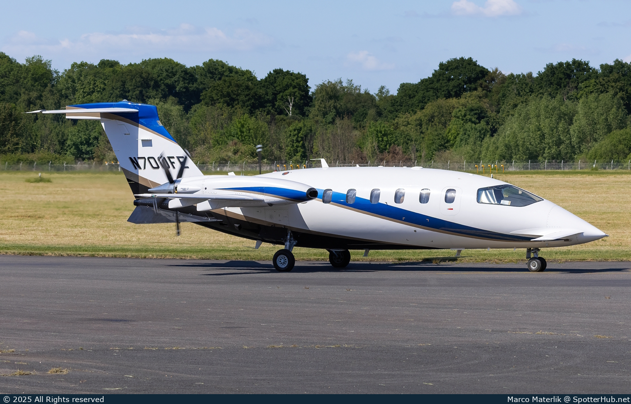 Photo of N700FE - Piaggio P.180 Avanti II operated by Private