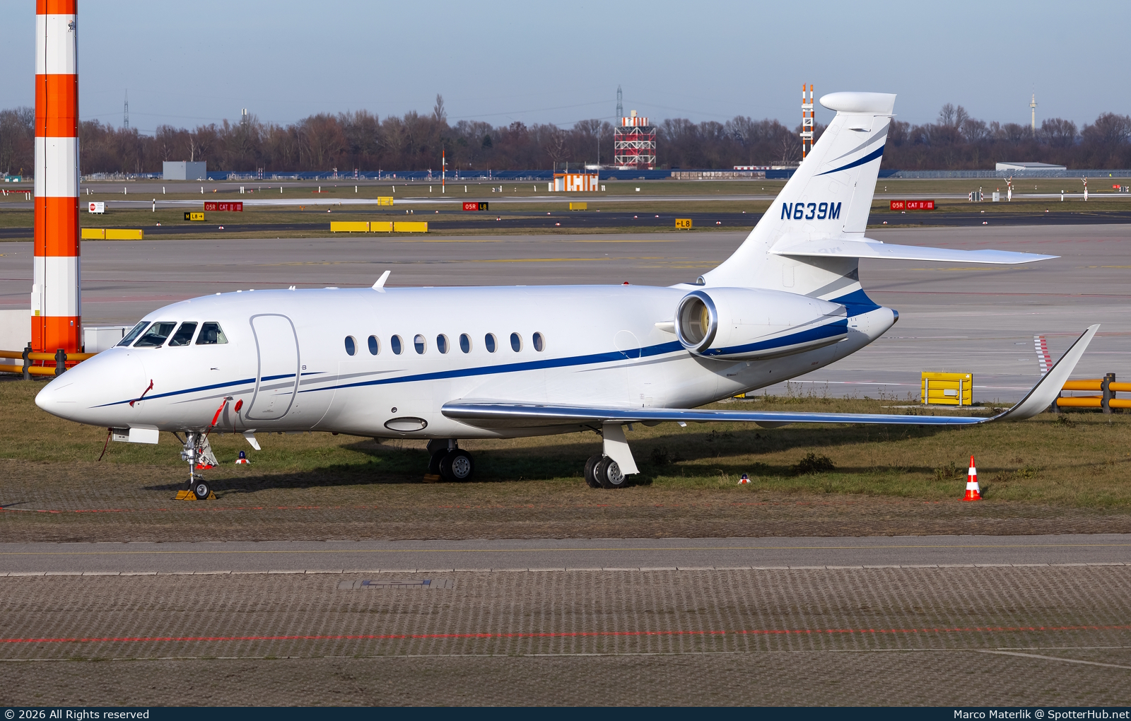 Photo of N639M - Dassault Falcon 2000S operated by Brunswick Corp.