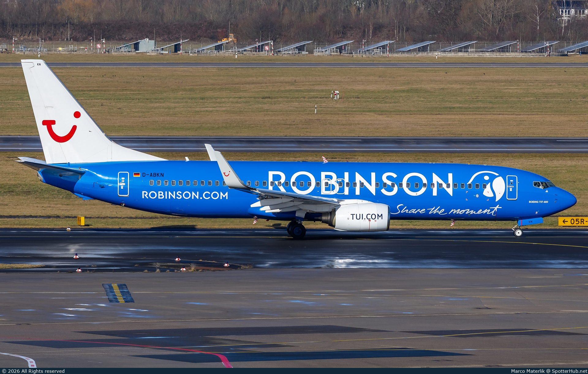 Photo of D-ABKN - Boeing 737-86J operated by TUIfly