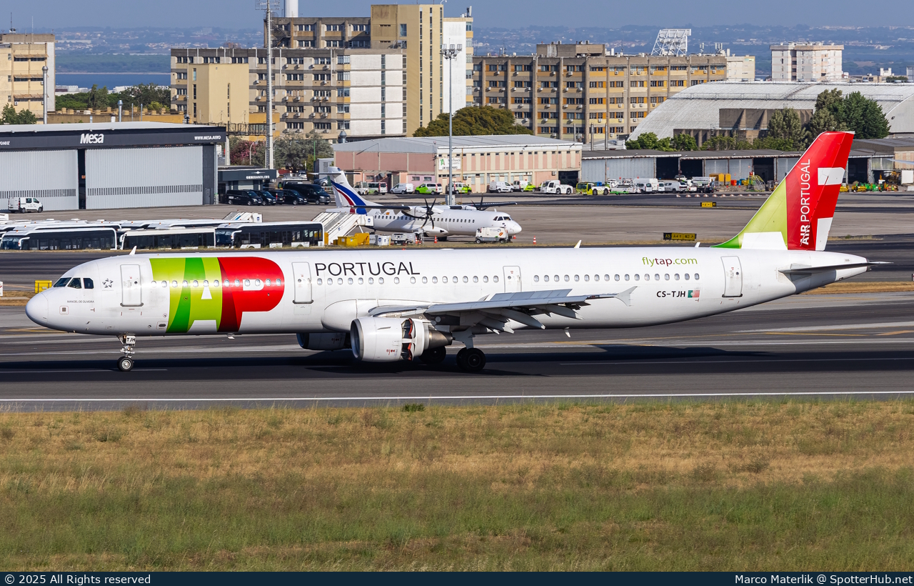 Photo of CS-TJH - Airbus A321-211 operated by TAP Air Portugal