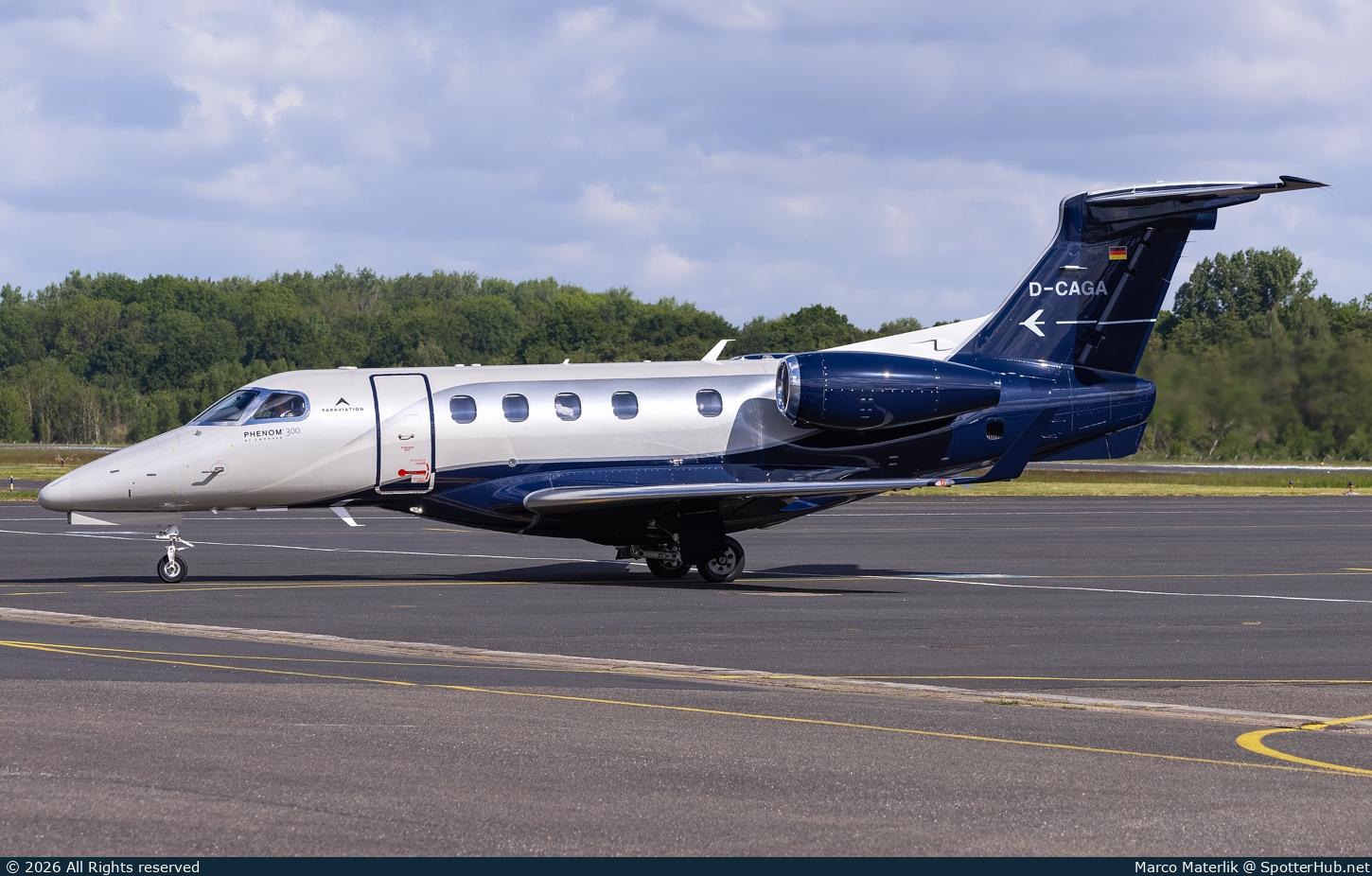 Photo of D-CAGA - Embraer Phenom 300 operated by PAD Aviation Service