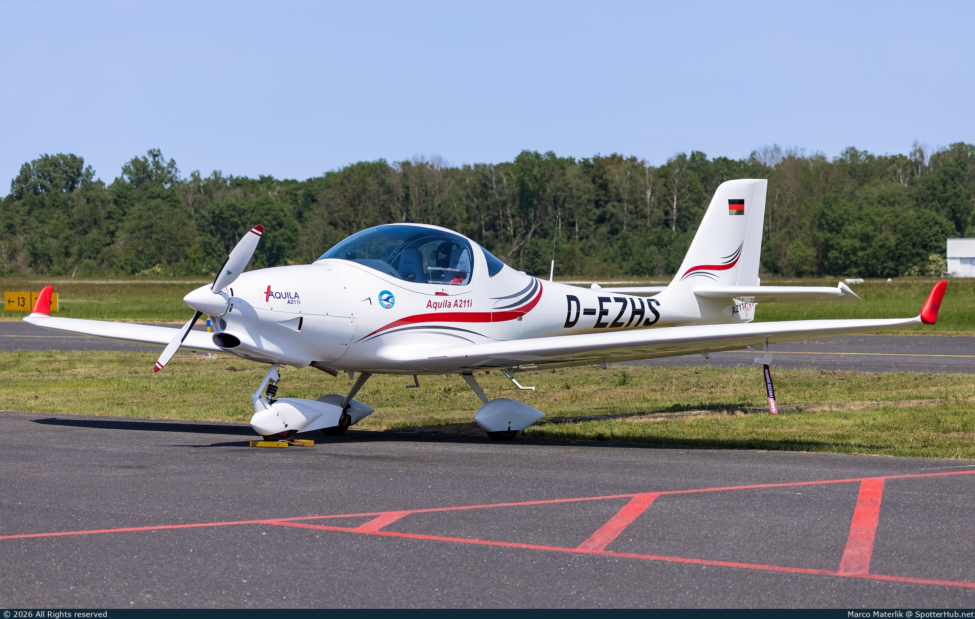 Photo of D-EZHS - Aquila A211i G3X operated by Luftfahrtverein Mainz