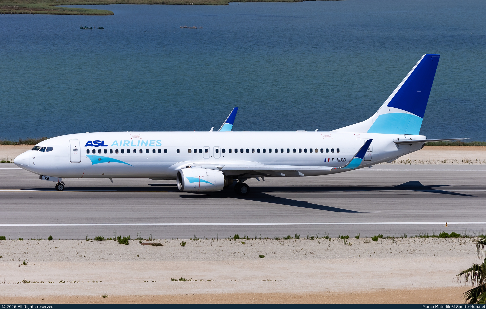 Photo of F-HIXB - Boeing 737-846 operated by ASL Airlines France