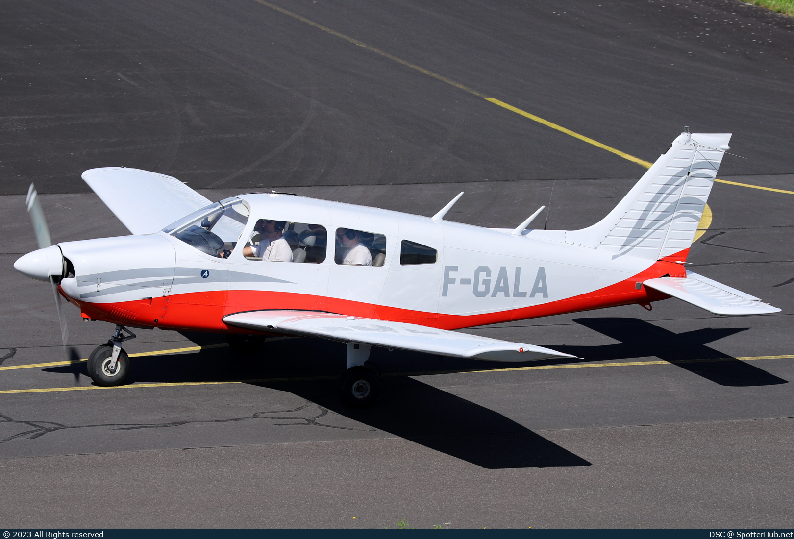 Photo of F-GALA - Piper PA-28-181 Archer II operated by 4Aviators