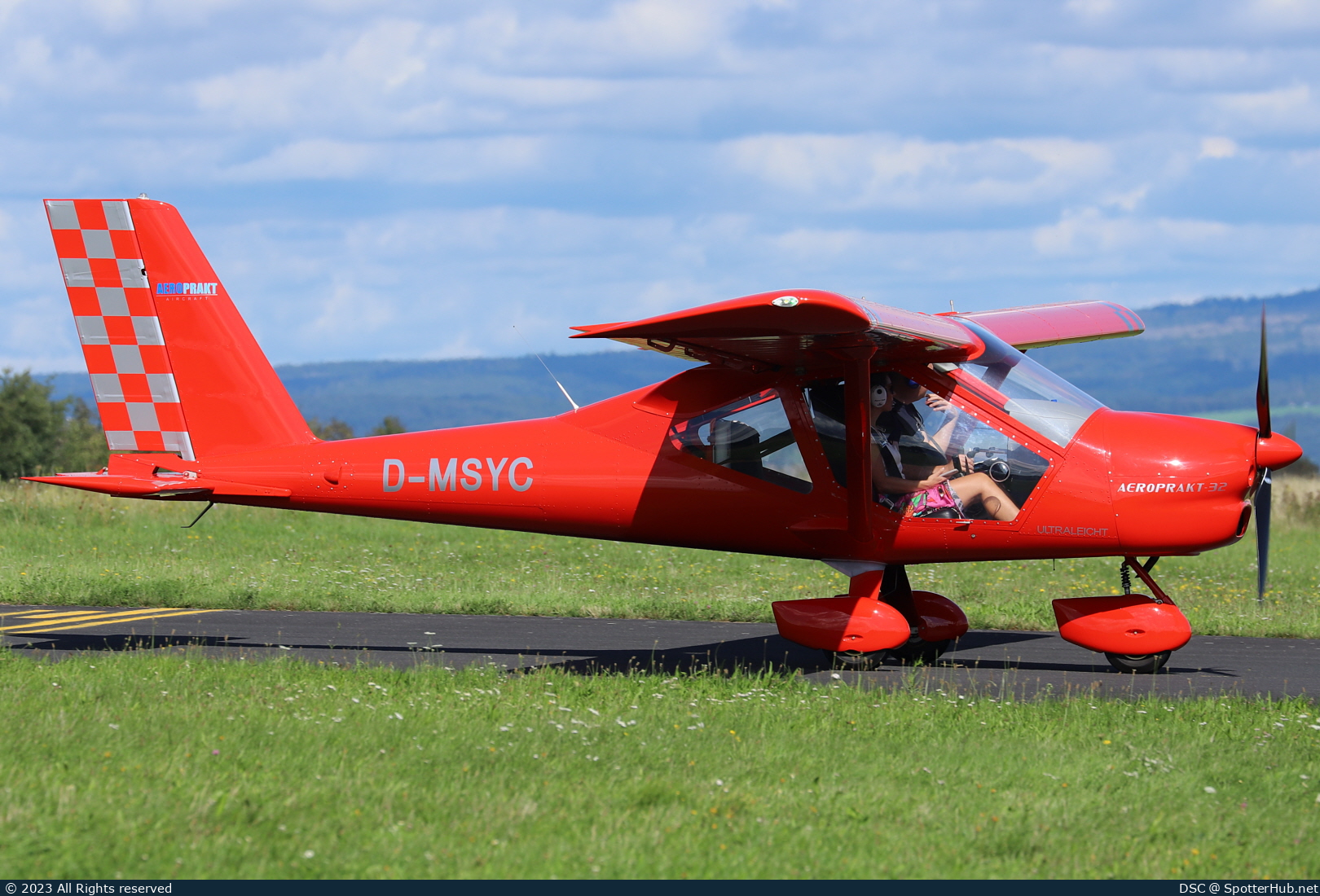 Photo of D-MSYC - Aeroprakt A-32 operated by Aero-Club Koblenz