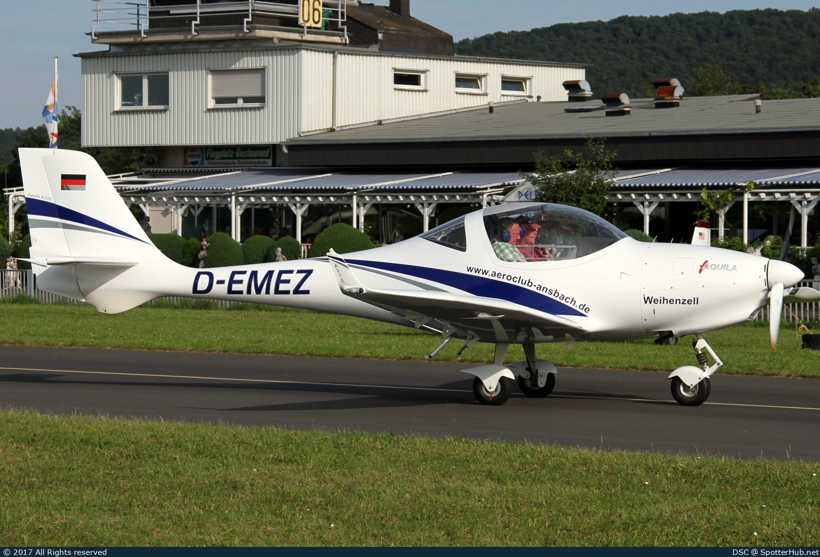 Photo of D-EMEZ - Aquila A210 operated by Aeroclub Ansbach