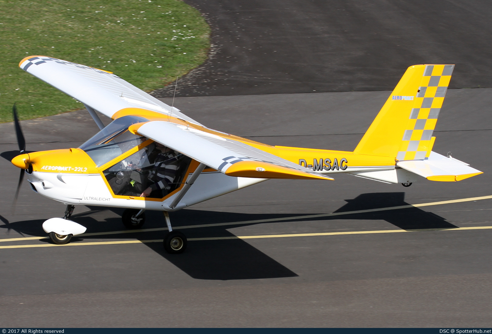 Photo of D-MSAC - Aeroprakt A-22L2 operated by Aero-Club Koblenz