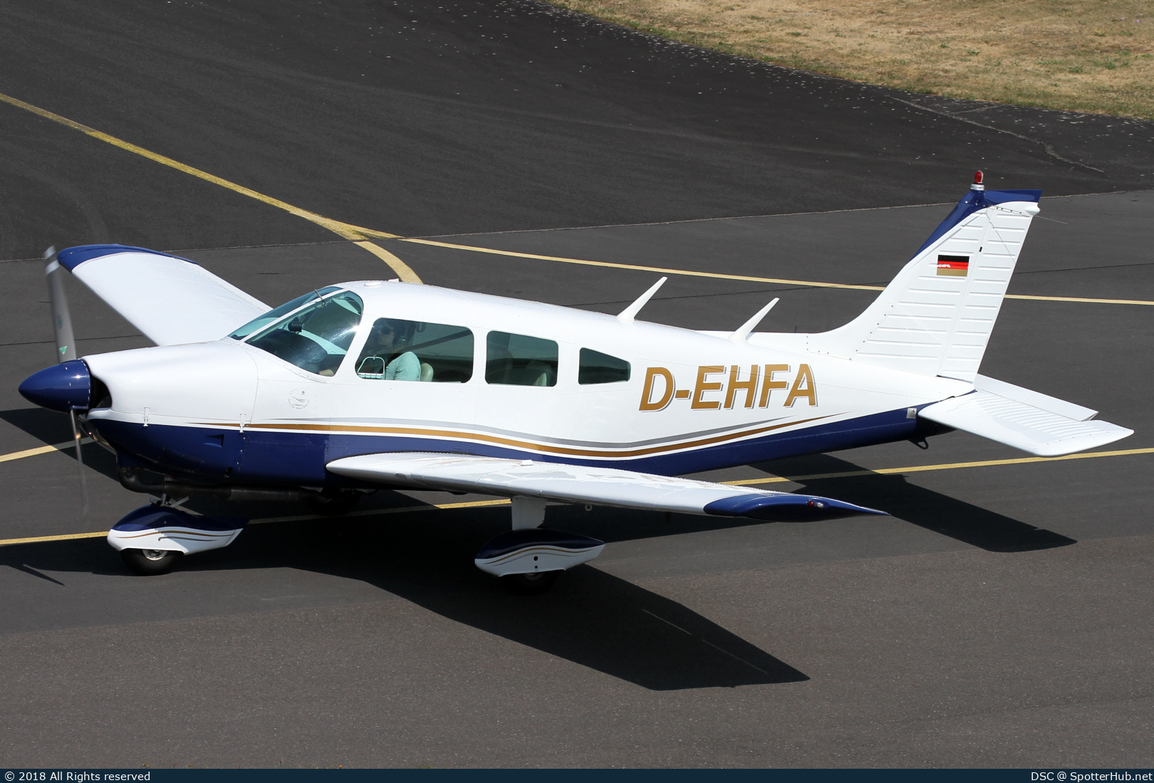 Photo of D-EHFA - Piper PA-28-181 Archer II operated by Aero-Club Rhein-Nahe