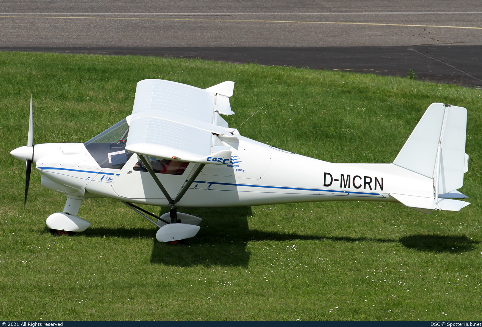 Photo of D-MCRN - Comco Ikarus C42 C operated by Aero-Club Rhein-Nahe