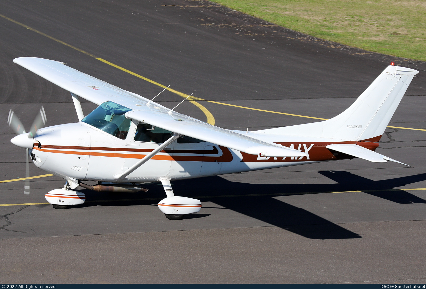 Photo of LX-AIX - Reims-Cessna F182Q Skylane II operated by Aéro-Sport Luxembourg