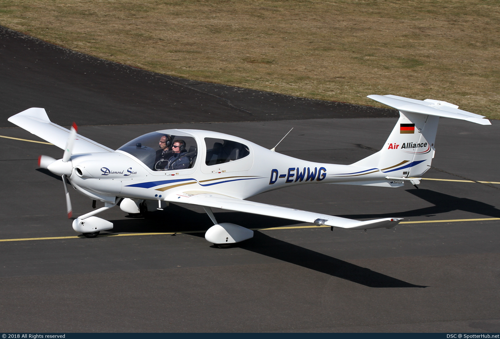 Photo of D-EWWG - Diamond DA40 Diamond Star operated by Air Alliance Flight Center