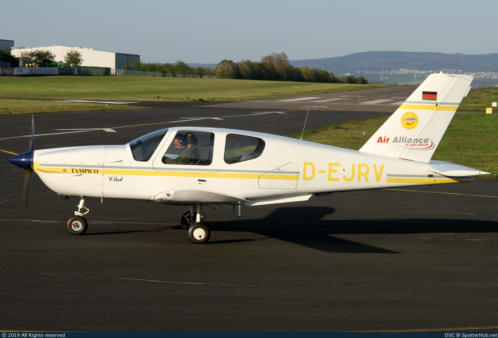 Photo of D-EJRV - SOCATA TB-9 Tampico Club operated by Air Alliance Flight Center