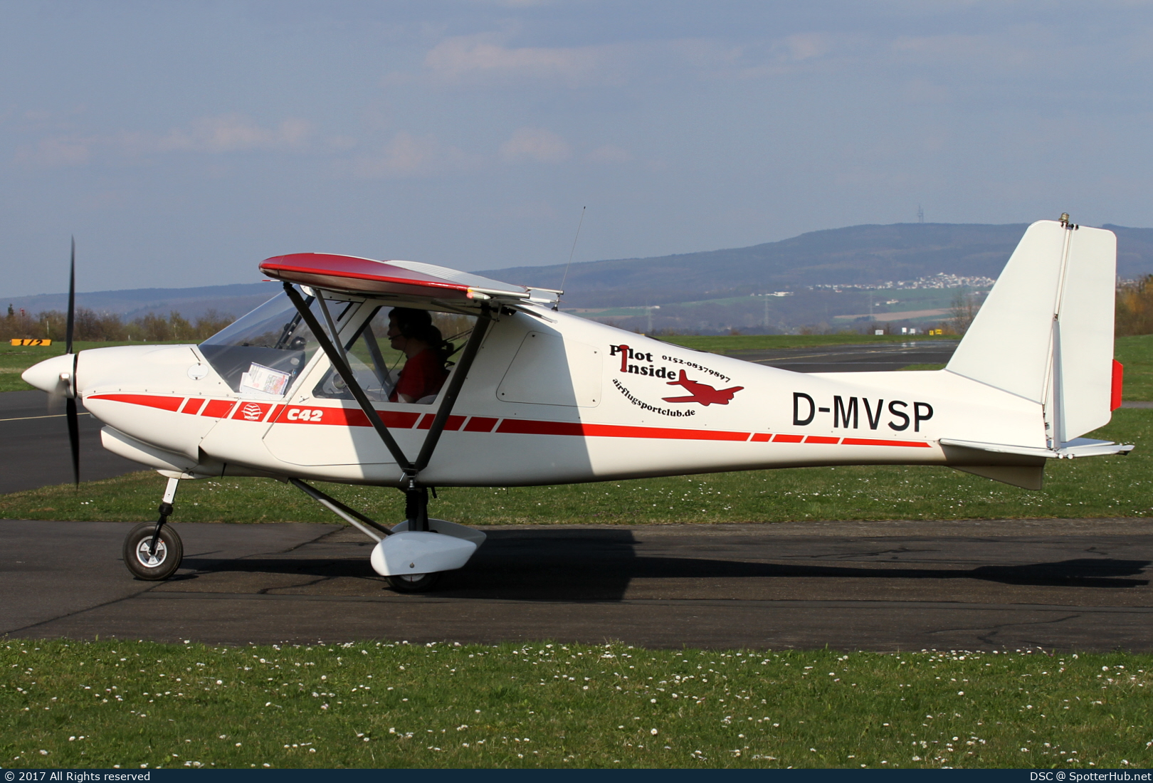 Photo of D-MVSP - Comco Ikarus C42 B operated by airflugsportclub