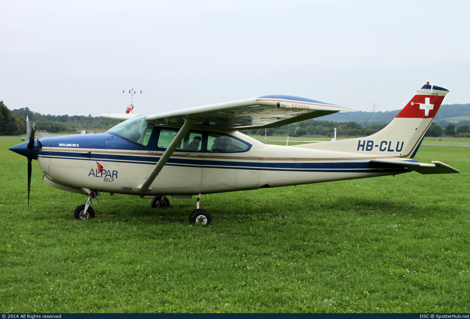 Photo of HB-CLU - Cessna R182 Skylane RG II operated by alpaviation