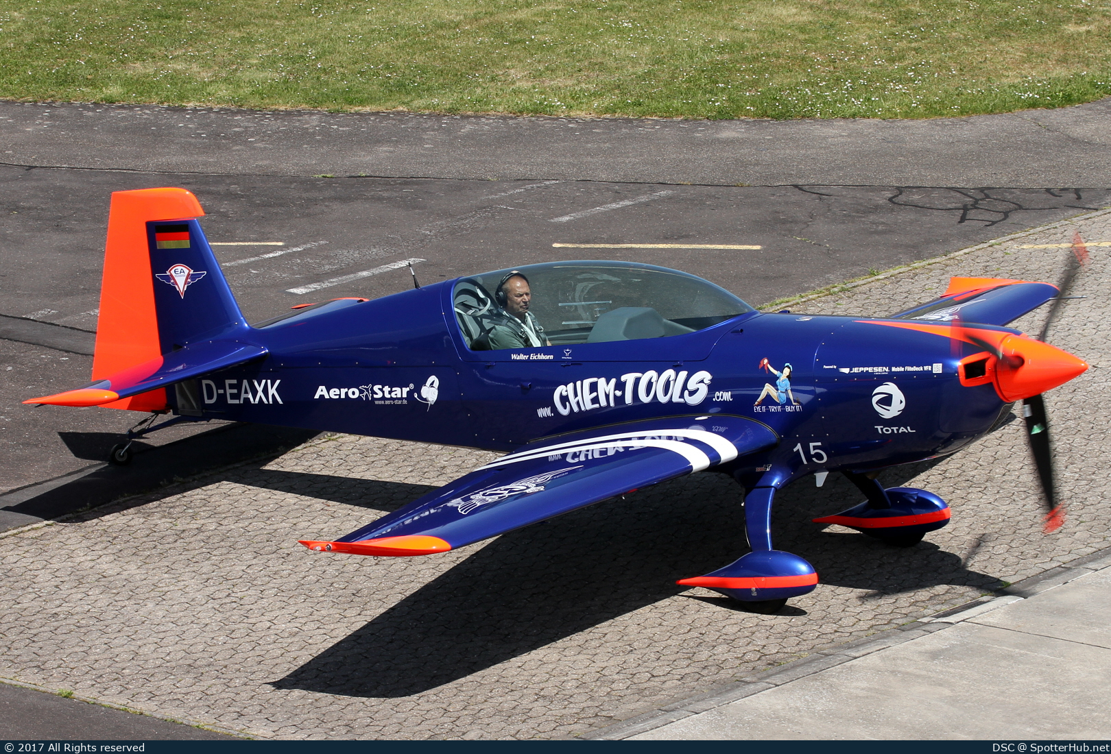 Photo of D-EAXK - Extra EA-330LT operated by Eichhorn Air Adventures