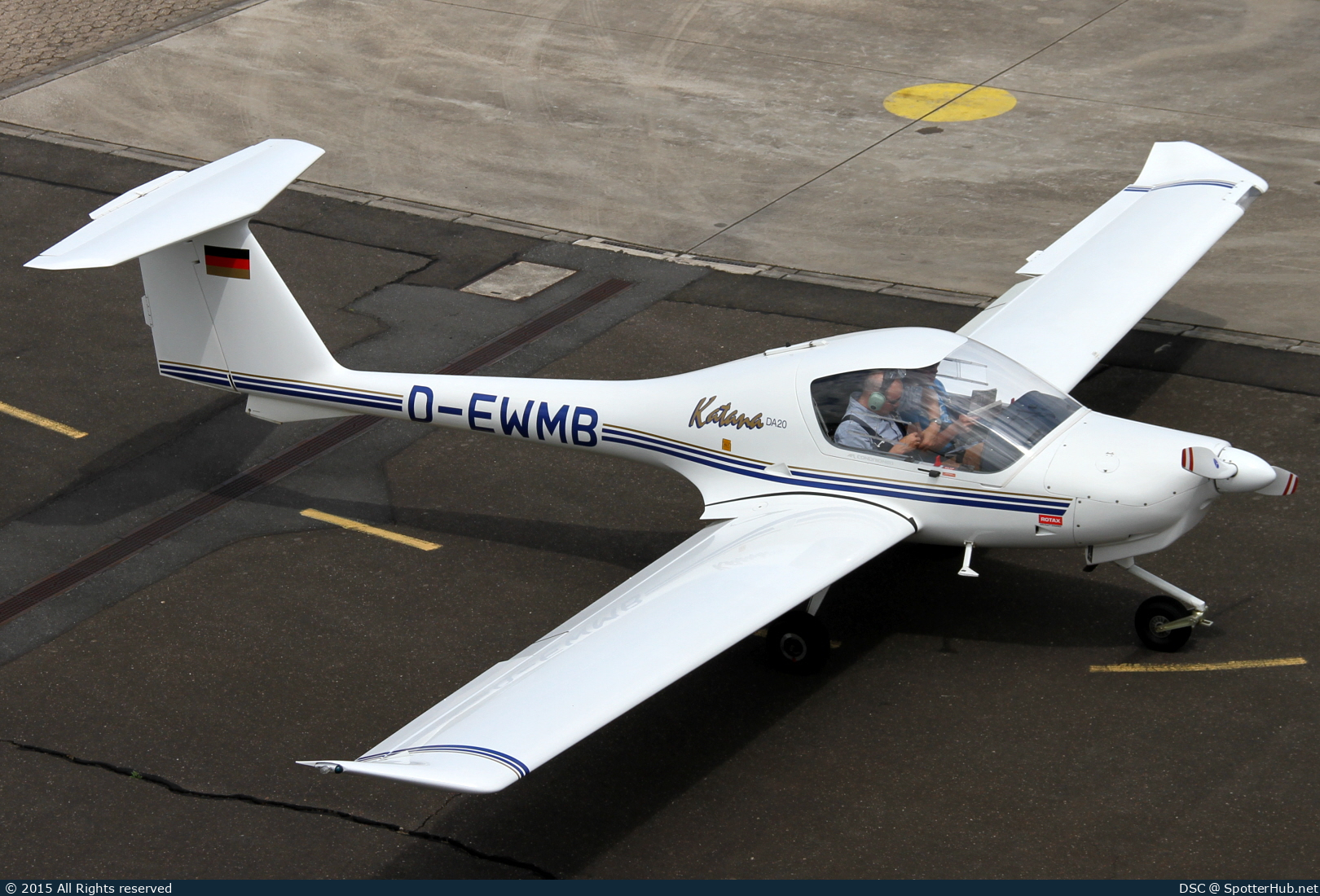 Photo of D-EWMB - Diamond DA20-A1 Katana operated by Bundeswehr-Sportfliegergemeinschaft Boelcke / Heini Dittmar