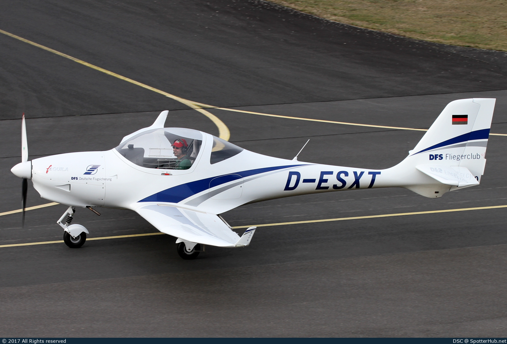 Photo of D-ESXT - Aquila A210 operated by DFS Fliegerclub