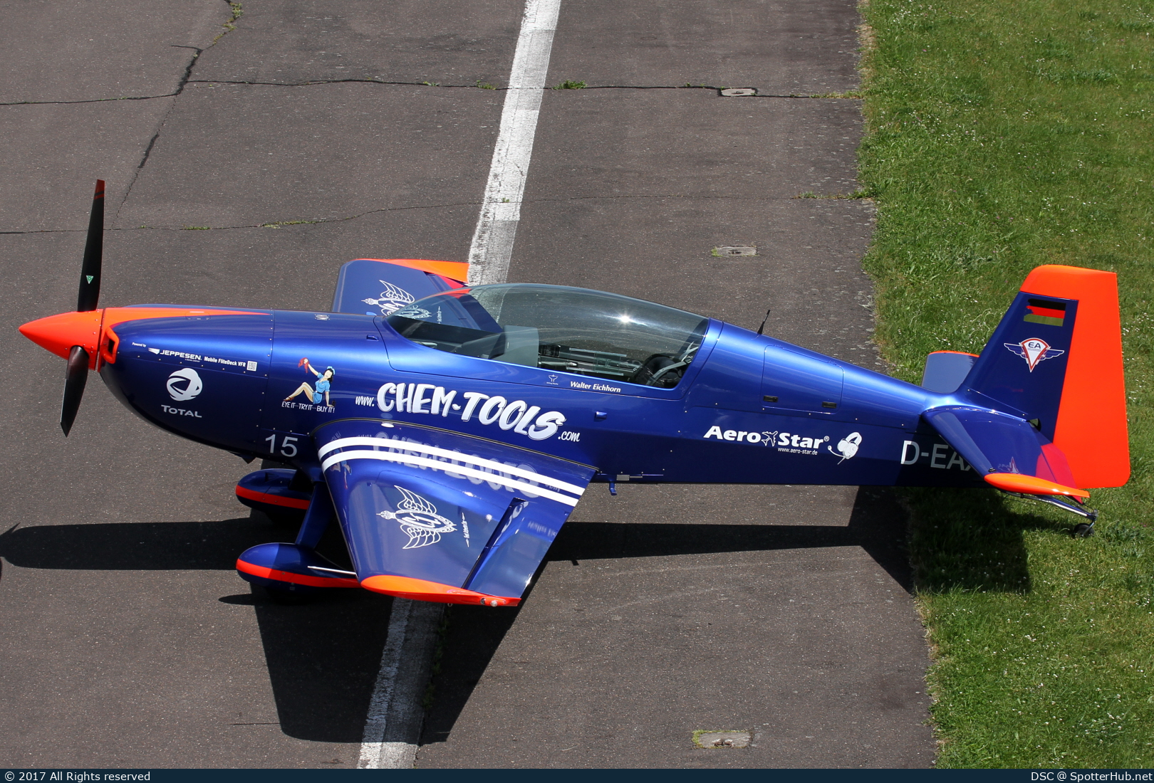Photo of D-EAXK - Extra EA-330LT operated by Eichhorn Air Adventures