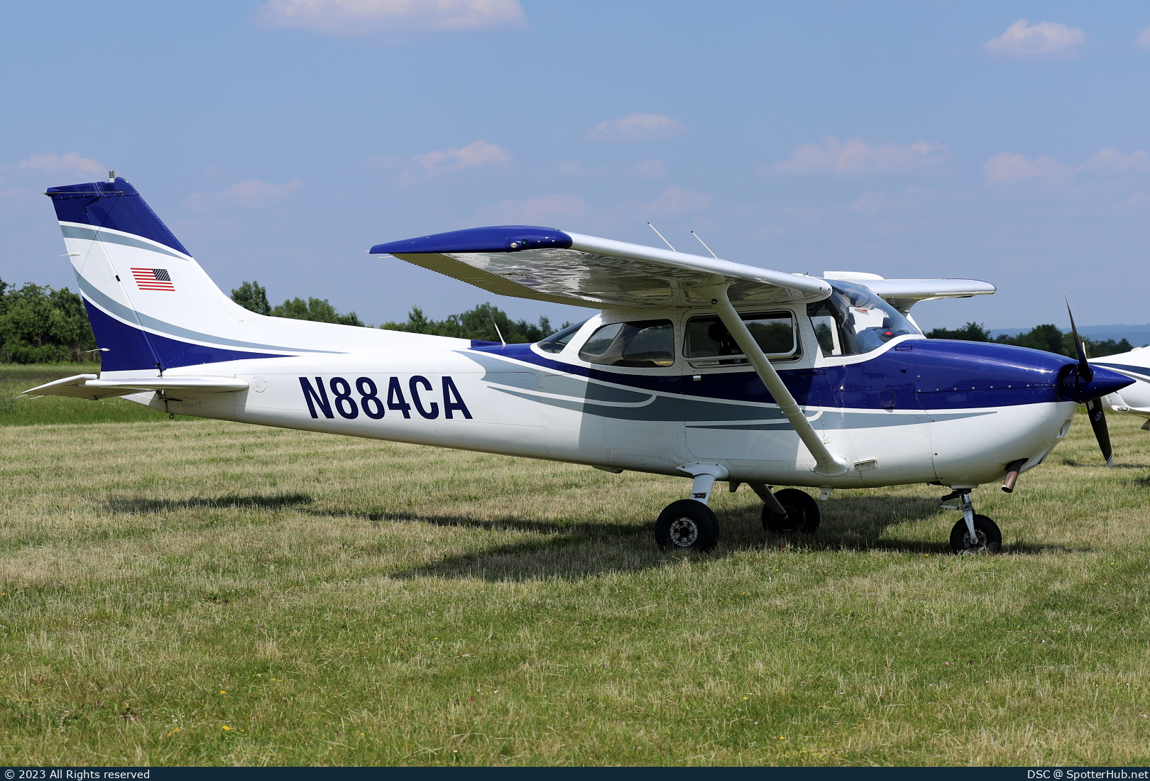 Photo of N884CA - Cessna 172N Skyhawk II operated by Coleman Aero Club