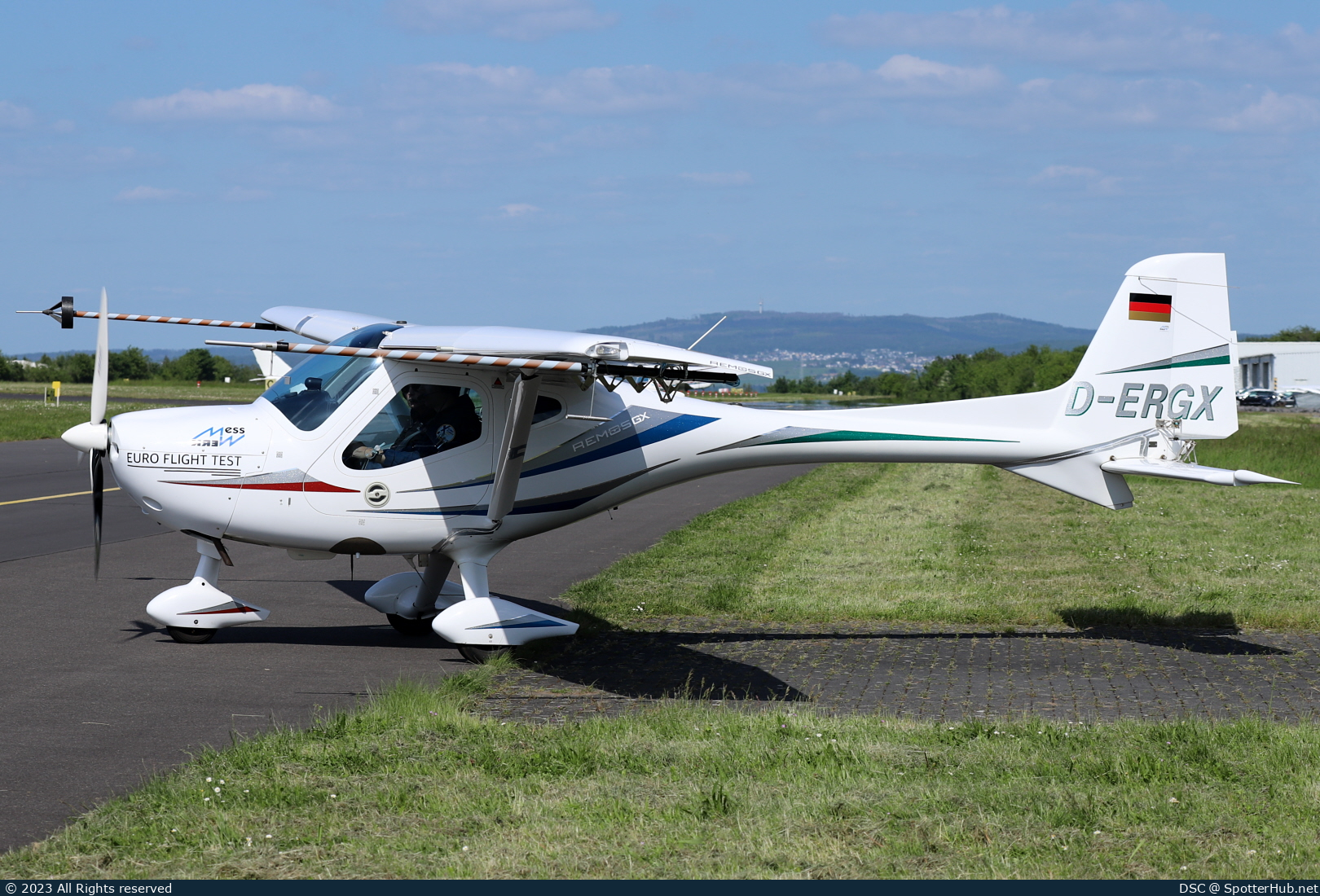 Photo of D-ERGX - Remos GX operated by messWERK