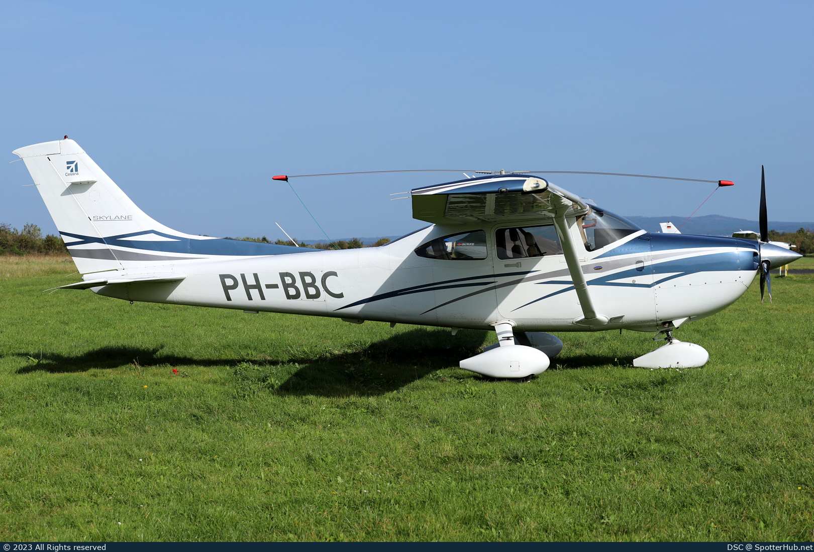 Photo of PH-BBC - Cessna 182T Skylane operated by Eindhovense Aero Club Motorvliegen
