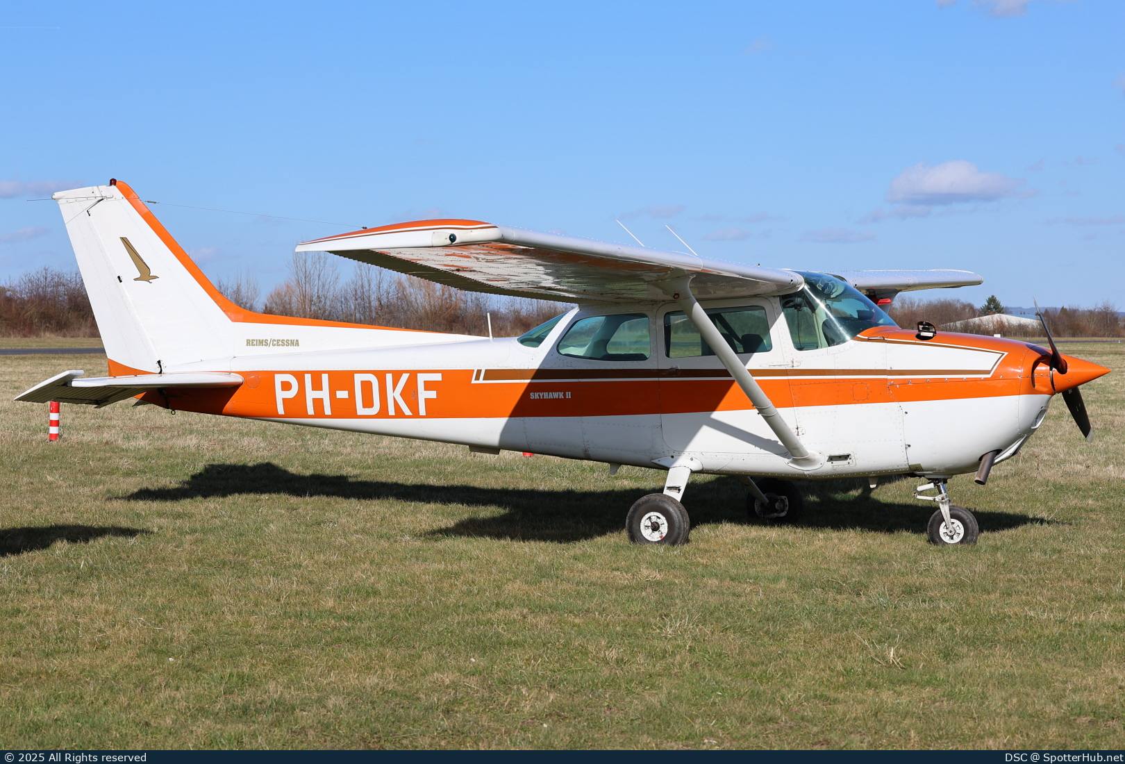 Photo of PH-DKF - Reims-Cessna F172P Skyhawk II operated by Eindhovense Aero Club Motorvliegen