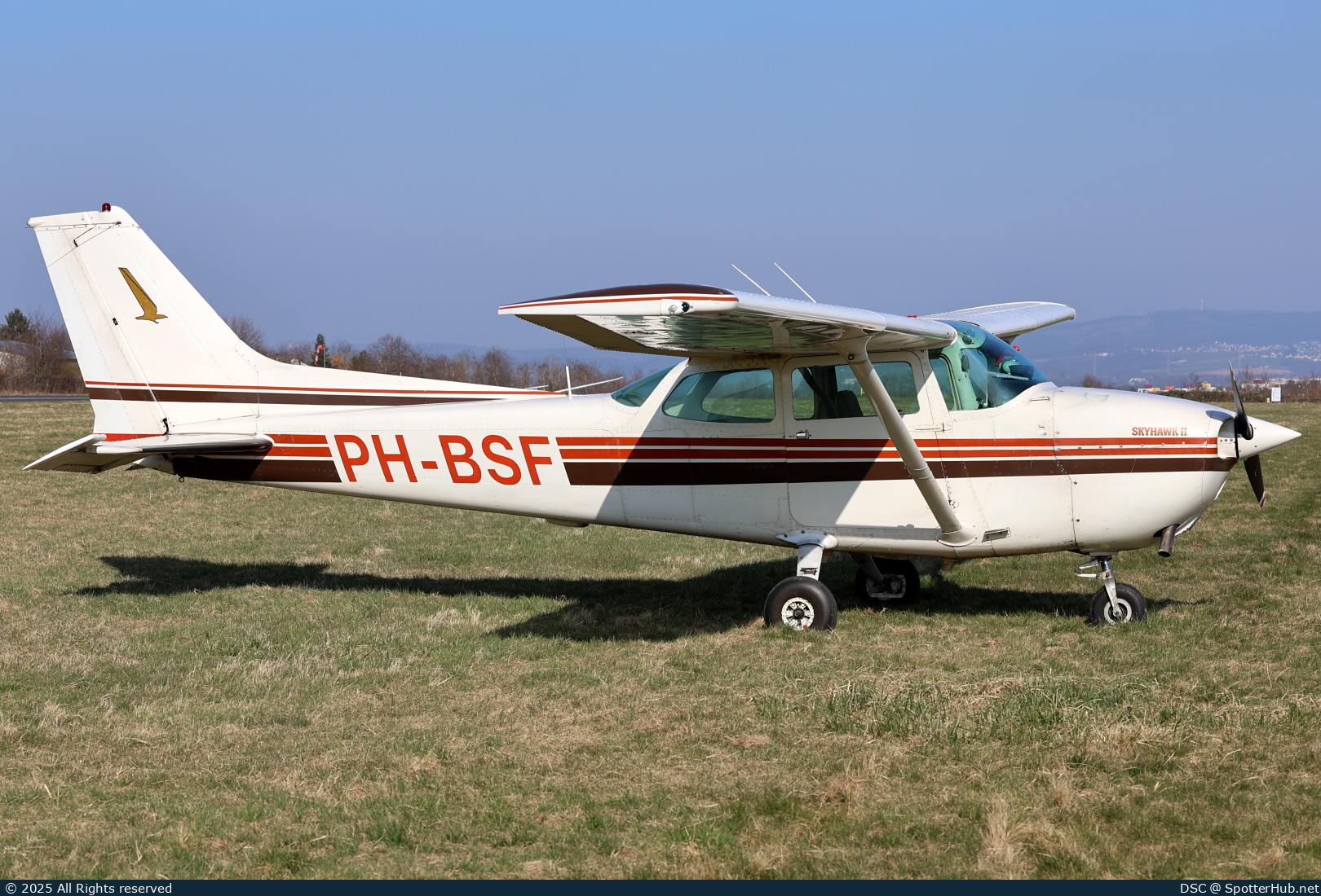 Photo of PH-BSF - Cessna 172N Skyhawk II operated by Eindhovense Aero Club Motorvliegen