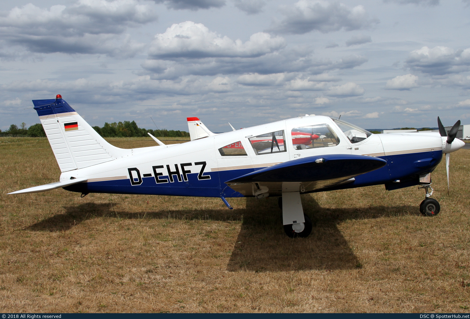 Photo of D-EHFZ - Piper PA-28R-200 Cherokee Arrow II operated by Fliegervereinigung Schwabach-Roth