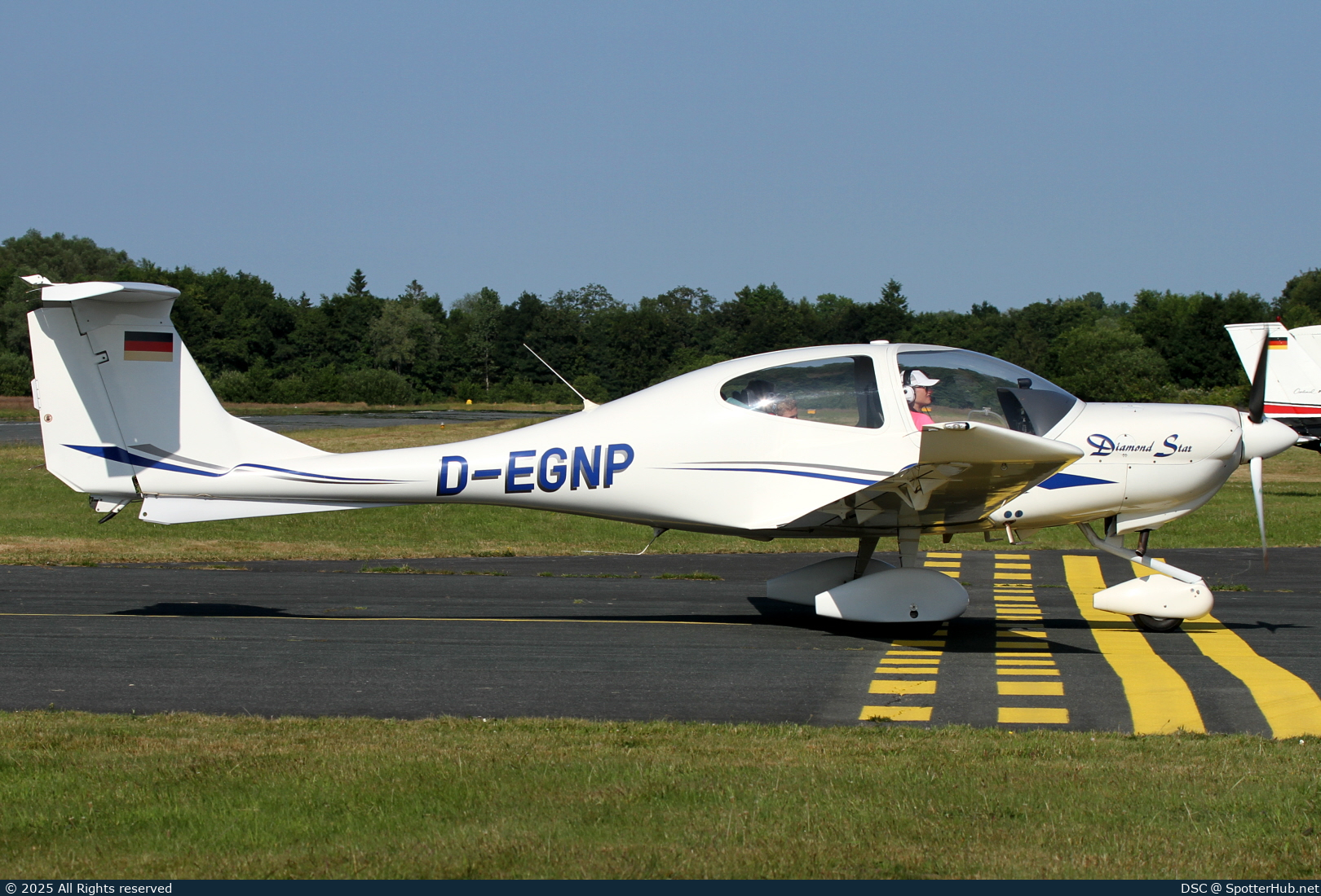 Photo of D-EGNP - Diamond DA40 Diamond Star operated by Flugsportverein Sobernheim
