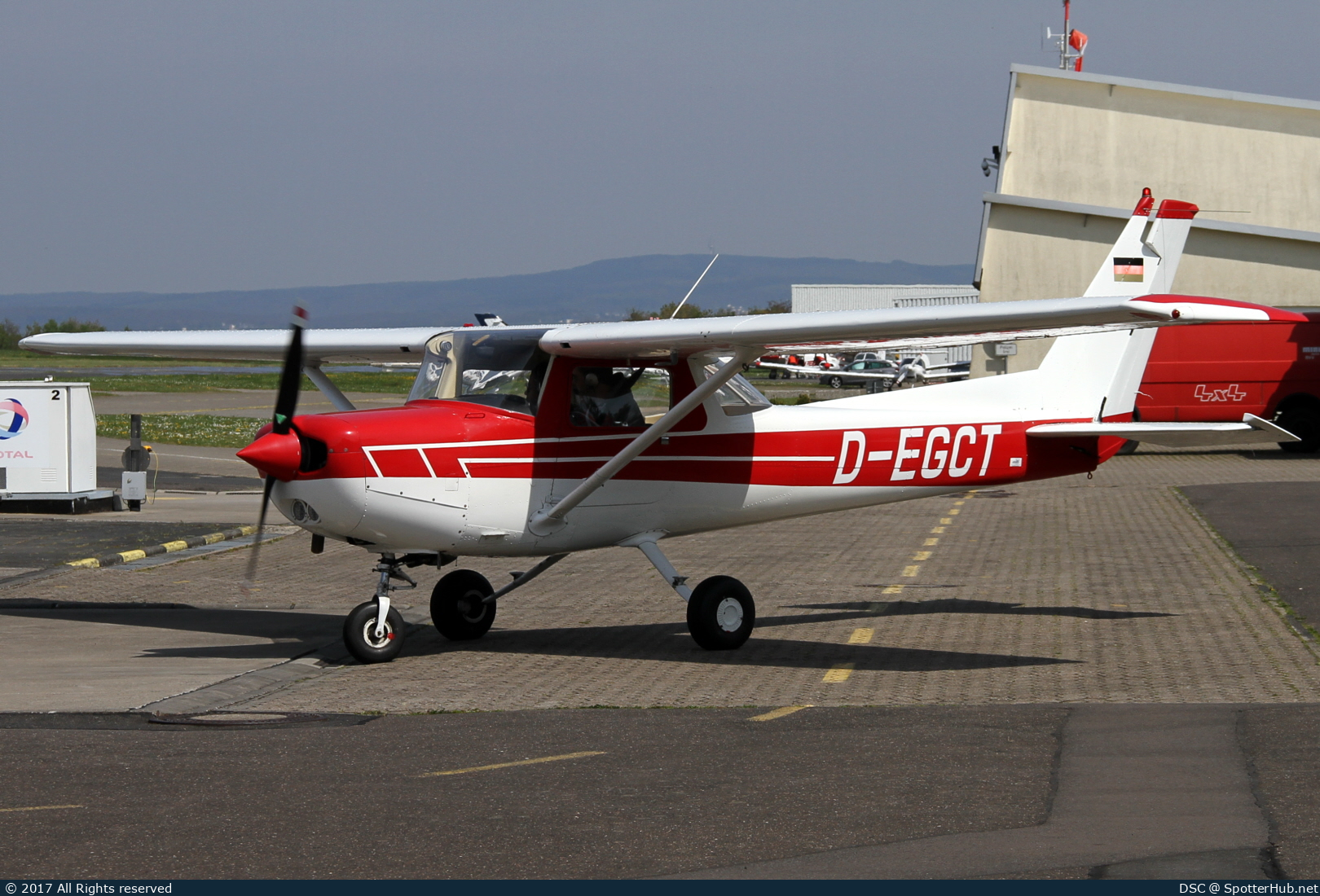 Photo of D-EGCT - Reims-Cessna F152 operated by Flugschule Ardex