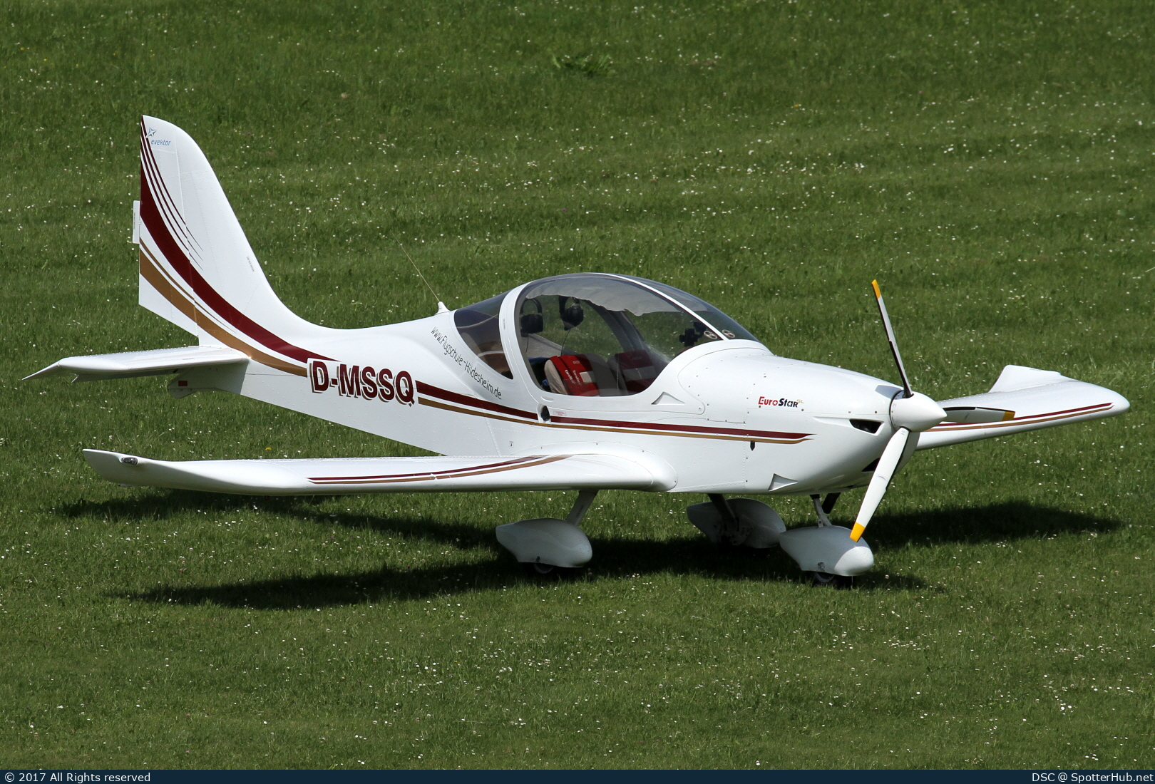Photo of D-MSSQ - Evektor EuroStar SL operated by Flugschule Hildesheim