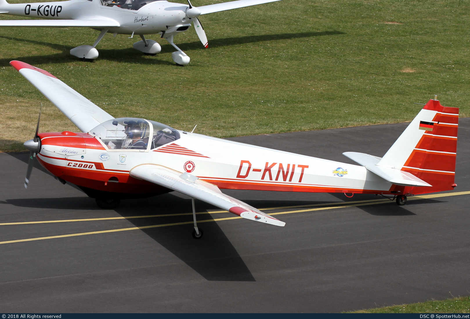 Photo of D-KNIT - Scheibe SF 25C Falke 2000 operated by Flugsportclub Giebelstadt