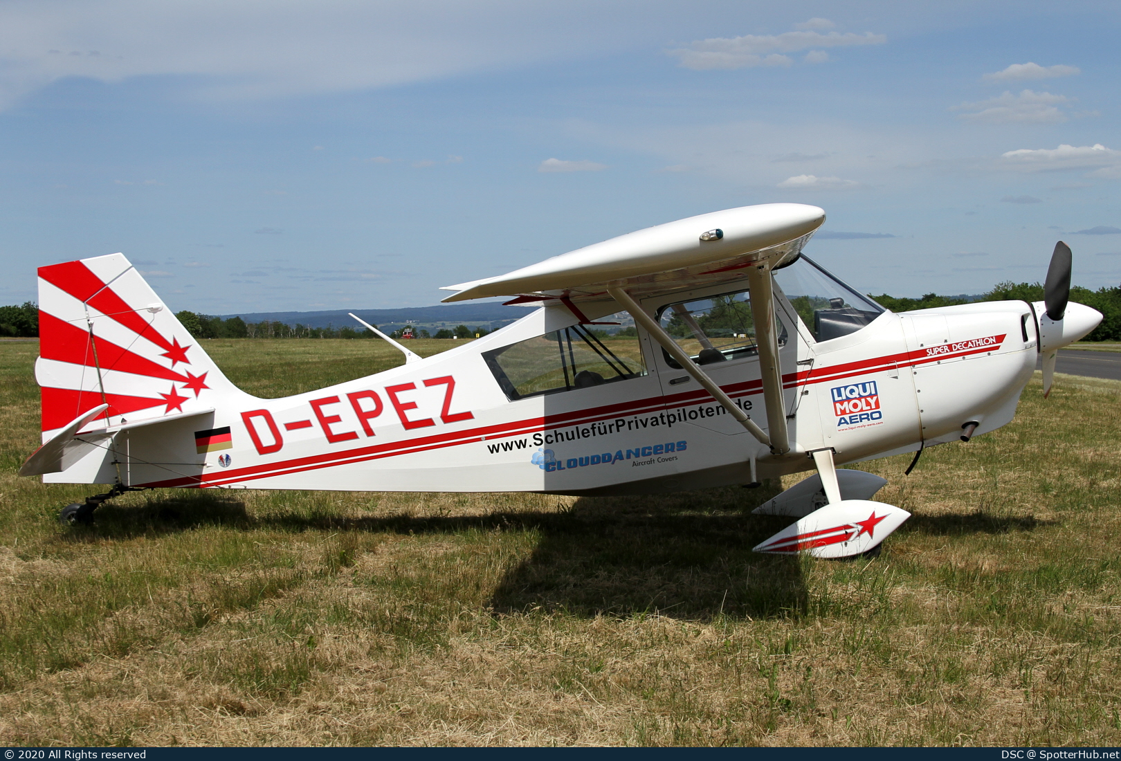 Photo of D-EPEZ - American Champion 8KCAB Super Decathlon operated by Flugschule Mainz