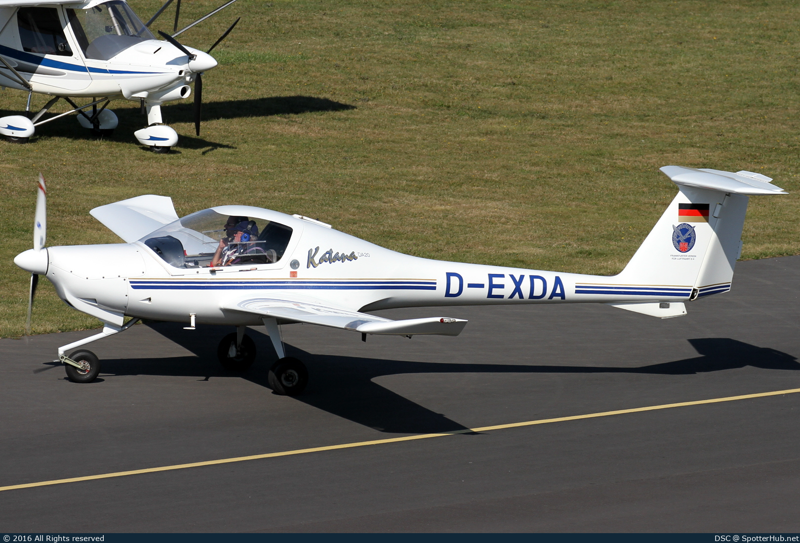 Photo of D-EXDA - Diamond DA20-A1 Katana operated by FVL Frankfurter Verein für Luftfahrt