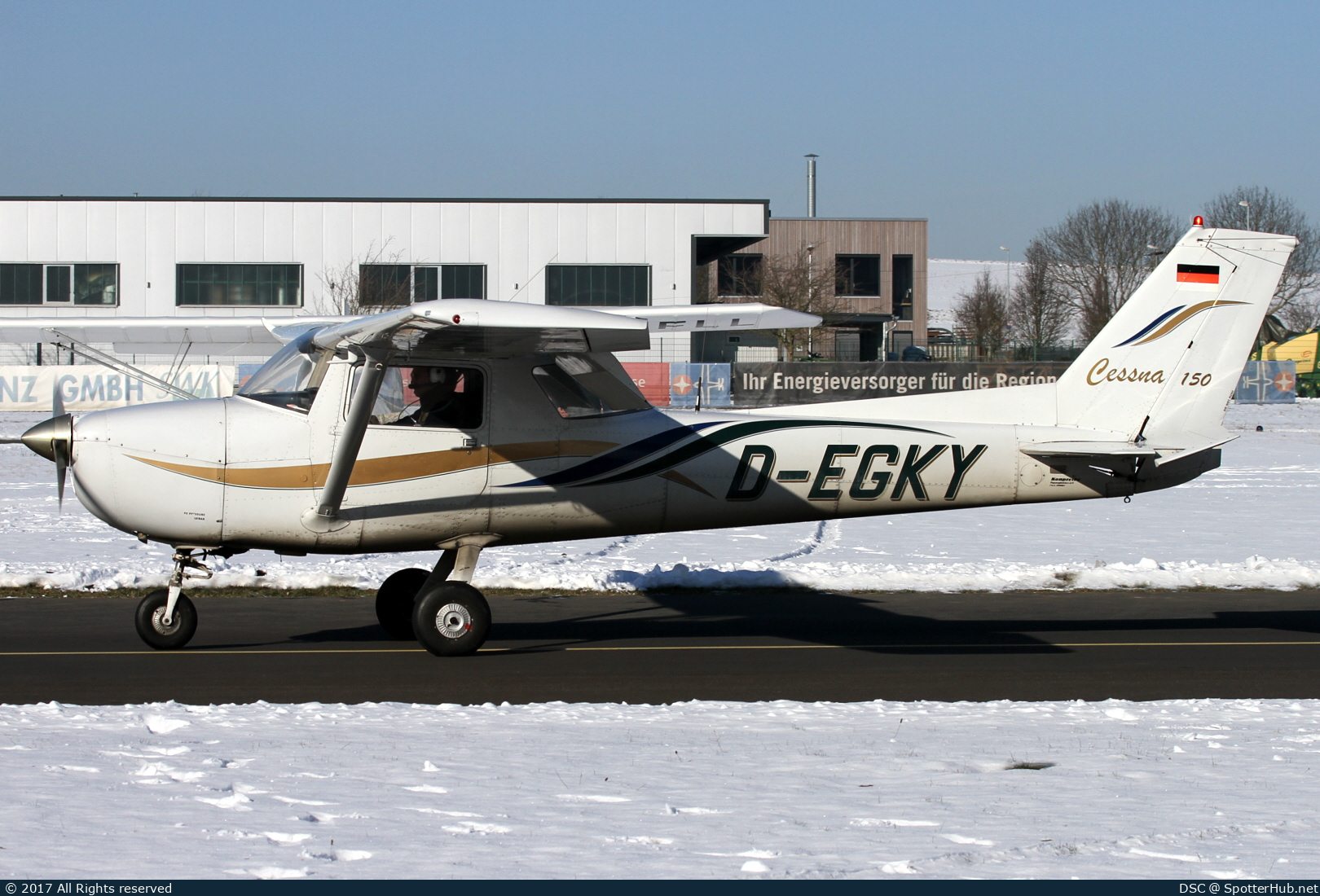 Photo of D-EGKY - Reims-Cessna F150L operated by Aero-Club Ludwigshafen