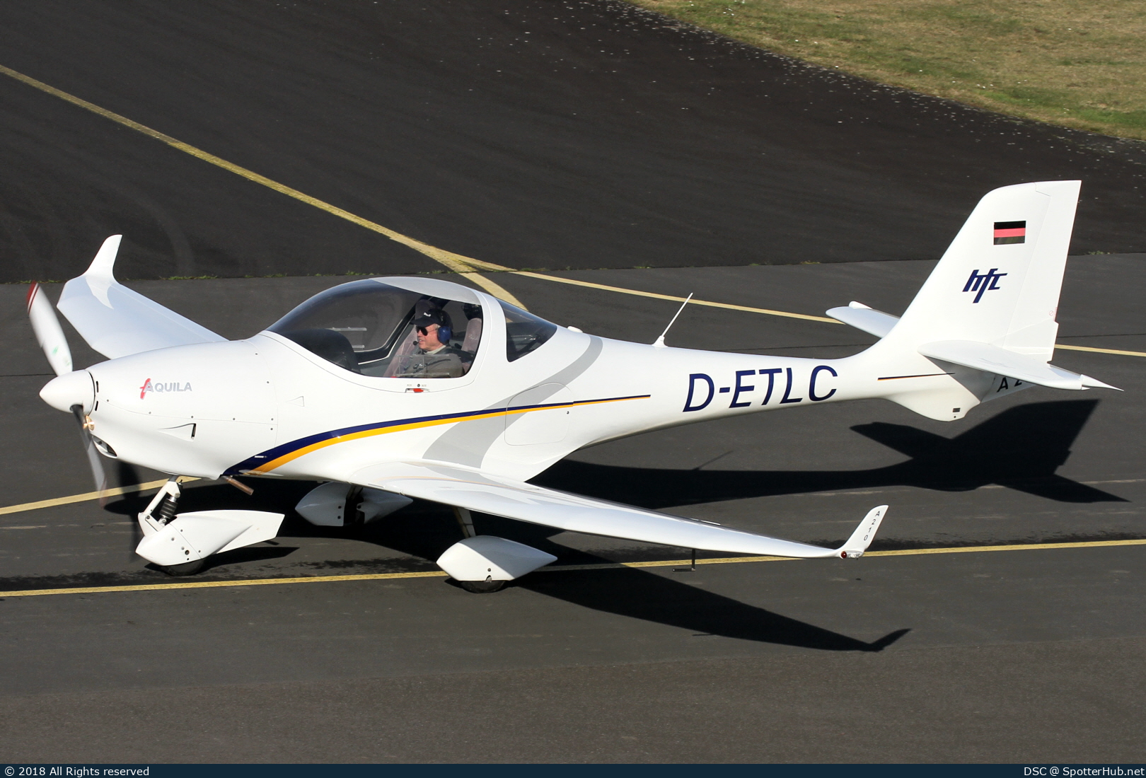 Photo of D-ETLC - Aquila A210 operated by Hanseatischer Fliegerclub Frankfurt