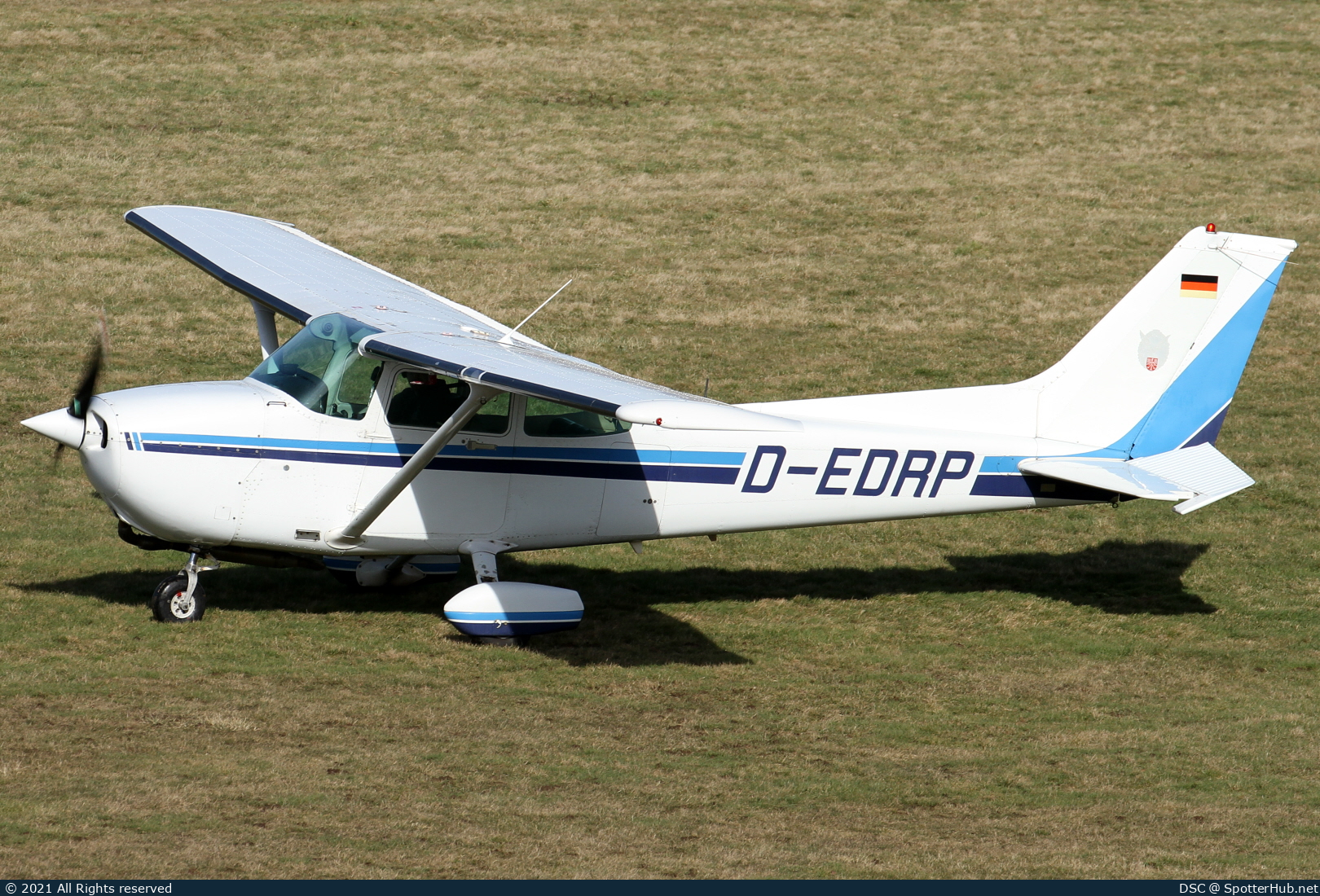 Photo of D-EDRP - Reims-Cessna F172P Skyhawk II operated by FVL Frankfurter Verein für Luftfahrt